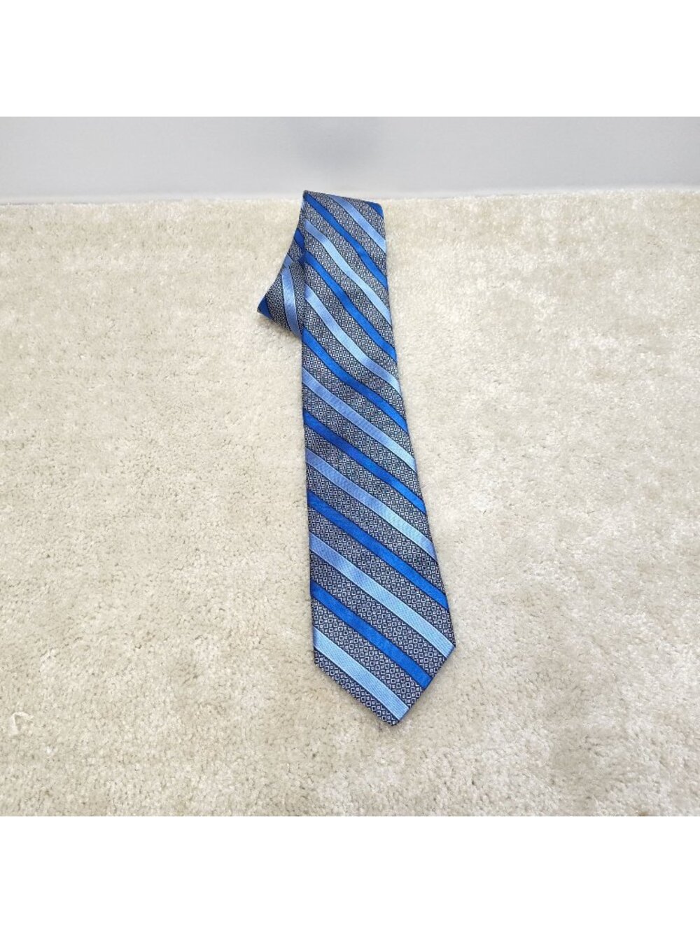 Daniel Cremieux Signature Collection Silk Necktie Mens Striped Handmade In USA